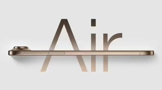网传iPhone 17 Air曾考虑取消USB-C接口:担心不合法~